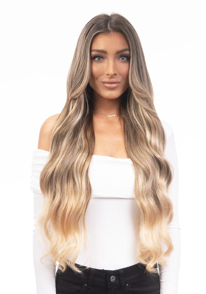 BELLAMI Professional Silk Seam™ | 240g 22" Warm Brown/Honey Blonde (17/24) Ombre Clip-In Hair Extensions