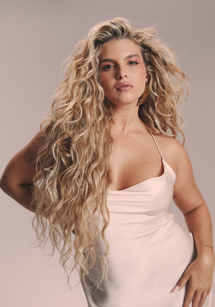 BELLAMI Professional Silk Seam™ | 26" 360g Vanilla Latte Highlight Clip-In Hair Extensions